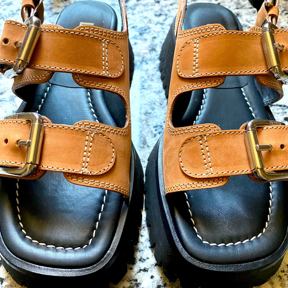 Labucq Tan and Black Kids Sandals